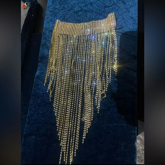 Modern Stylish Crystal Tassel Choker Necklace - Picture 8 of 10